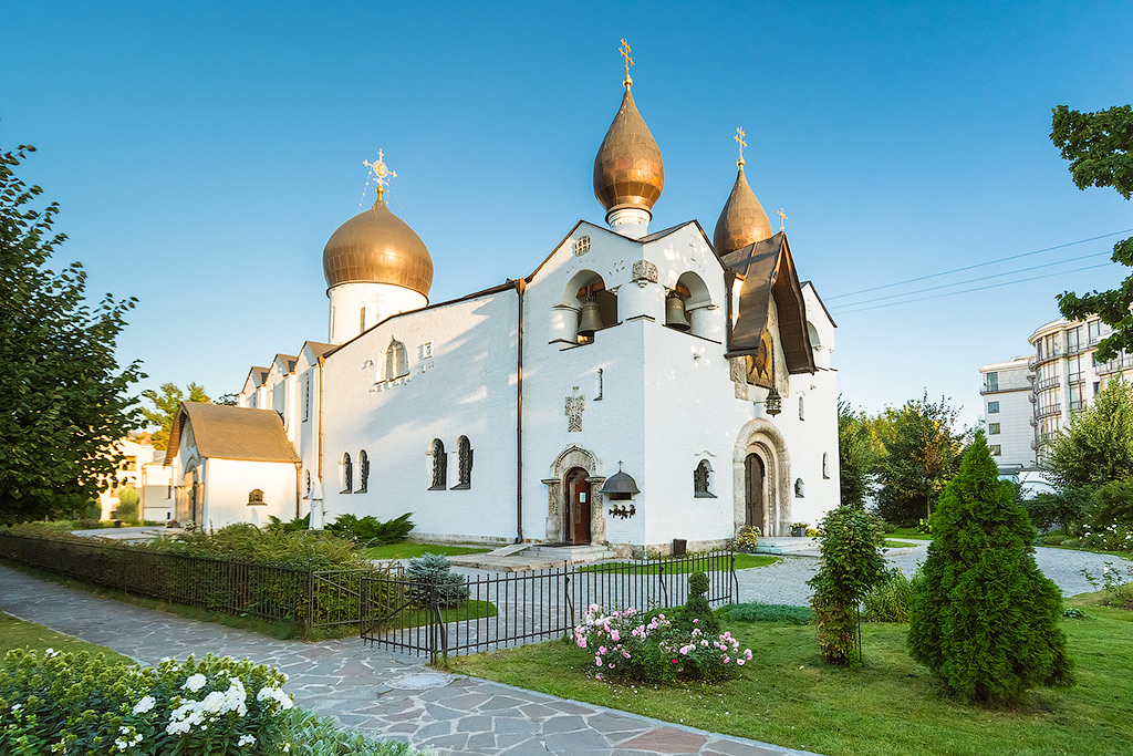 Марфо-Мариинская-обитель-совр.-фотография.jpg
